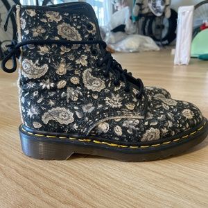 RARE Dr. Martens (made in England)